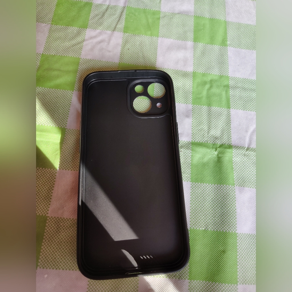 iPhone 14 Case - Picture 3 of 4